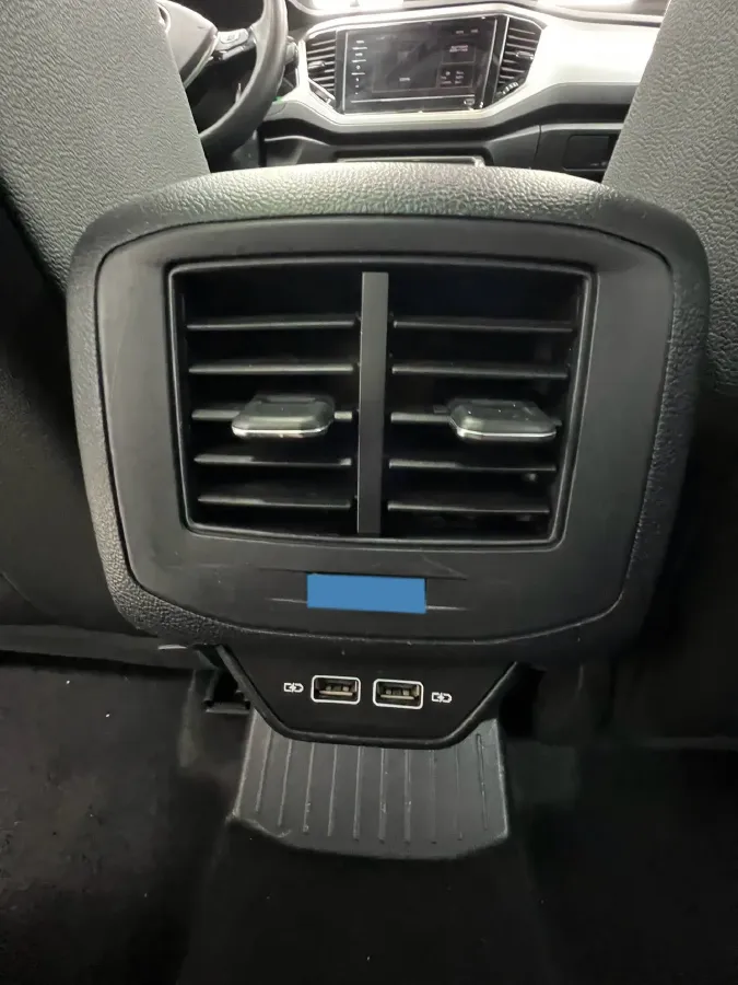 2022 Volkswagen T-Roc 1.4T 150HP L4 7DCT,autocango,china used car exporter,china ev exporter,chinese used car exporter,chinese used ev exporter