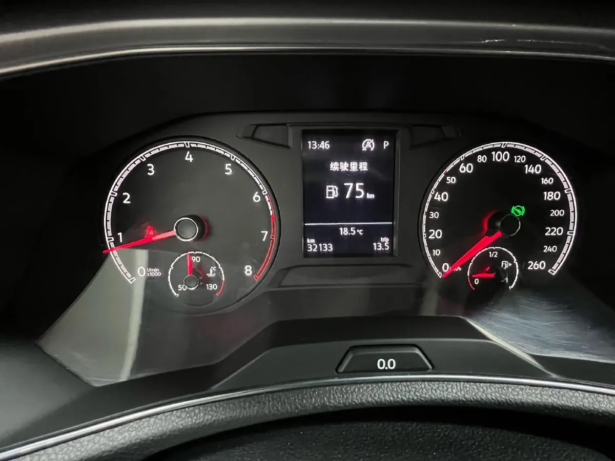 2022 Volkswagen T-Roc 1.4T 150HP L4 7DCT,autocango,china used car exporter,china ev exporter,chinese used car exporter,chinese used ev exporter