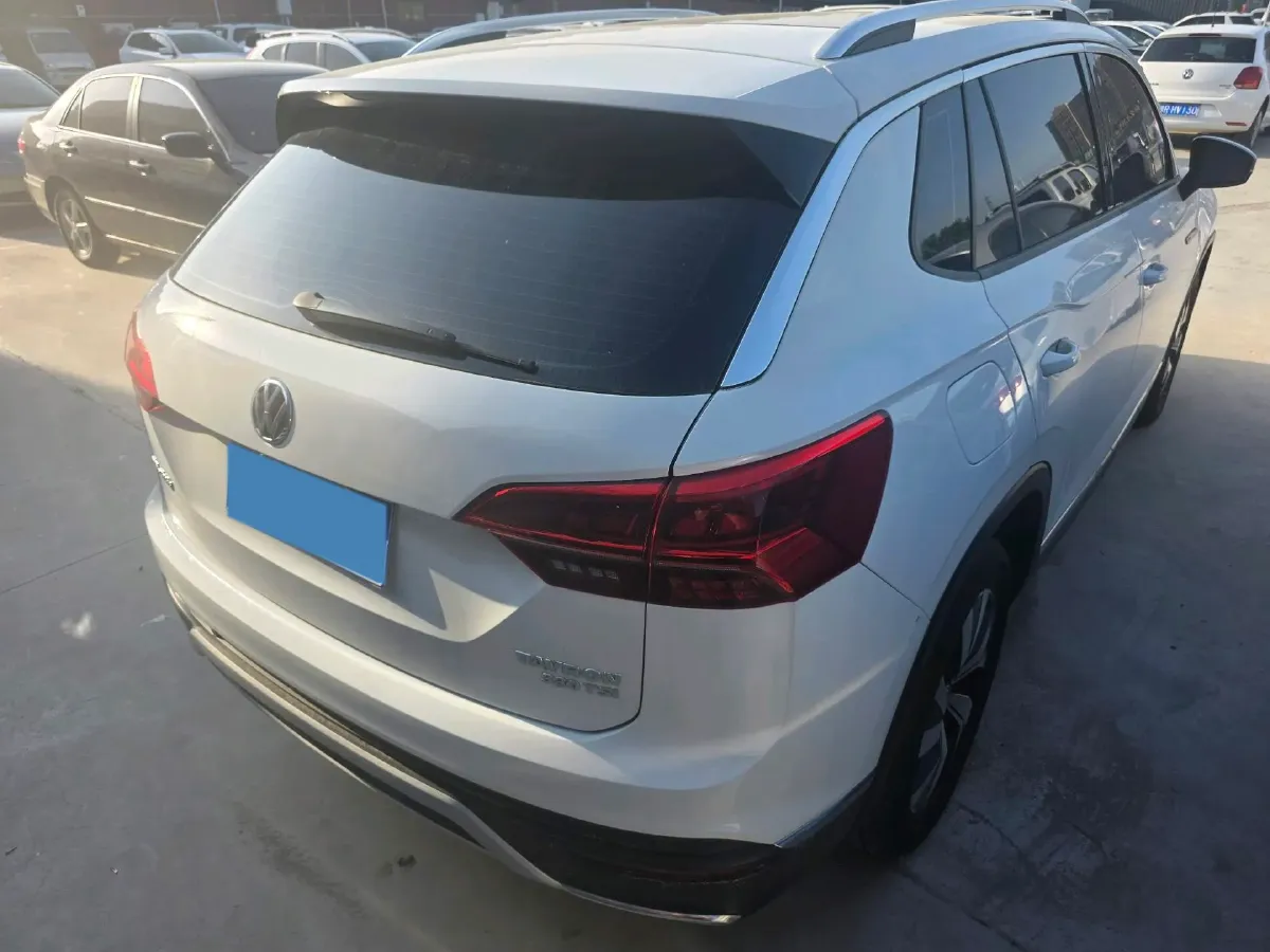2019 MINI CLUBMAN 1.5T 102HP L3 6AT,autocango,china used car exporter,china ev exporter,chinese used car exporter,chinese used ev exporter