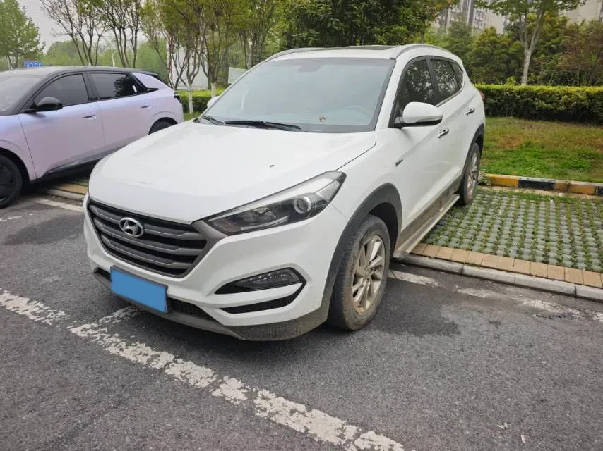 2015 Hyundai Tucson 1.6T 177HP L4 7DCT,autocango,china used car exporter,china ev exporter,chinese used car exporter,chinese used ev exporter