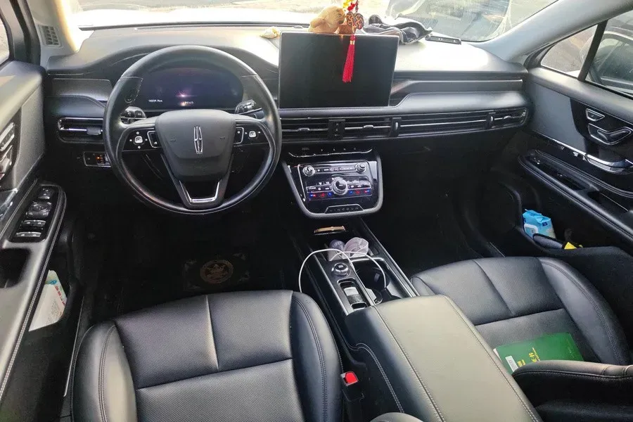 2021 Lincoln Corsair 2.0T 245HP L4 8AT,autocango,china used car exporter,china ev exporter,chinese used car exporter,chinese used ev exporter