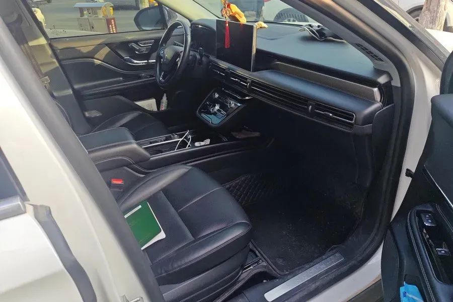 2021 Lincoln Corsair 2.0T 245HP L4 8AT,autocango,china used car exporter,china ev exporter,chinese used car exporter,chinese used ev exporter