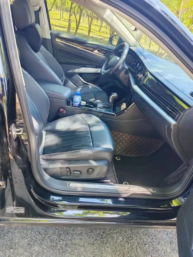 2023 Volkswagen Passat 2.0T 186HP L4 7DCT,autocango,china used car exporter,china ev exporter,chinese used car exporter,chinese used ev exporter