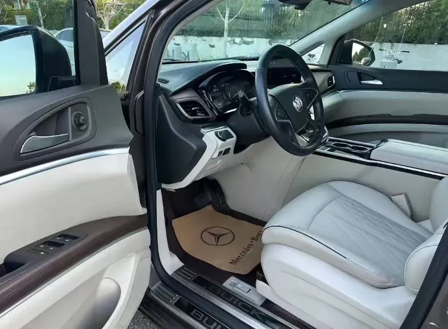 2021 Buick GL8 2.0T 237HP L4 9AT,autocango,china used car exporter,china ev exporter,chinese used car exporter,chinese used ev exporter