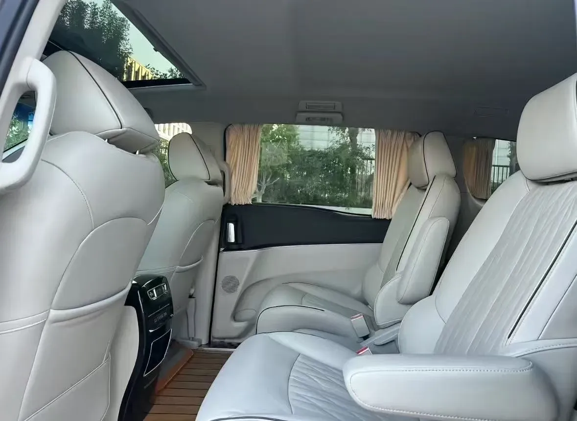 2021 Buick GL8 2.0T 237HP L4 9AT,autocango,china used car exporter,china ev exporter,chinese used car exporter,chinese used ev exporter