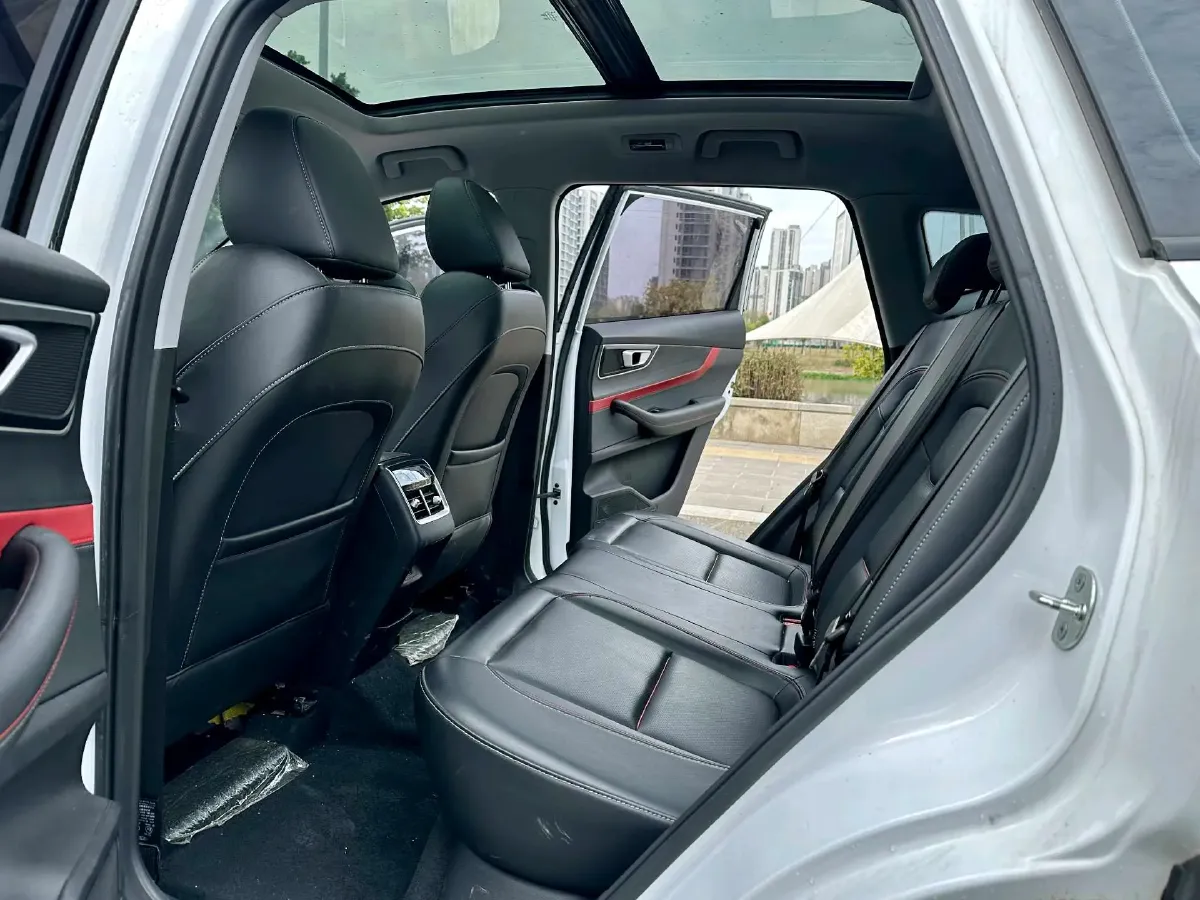 2023 Chery Tiggo 7 1.5T 156HP L4 CVT,autocango,china used car exporter,china ev exporter,chinese used car exporter,chinese used ev exporter