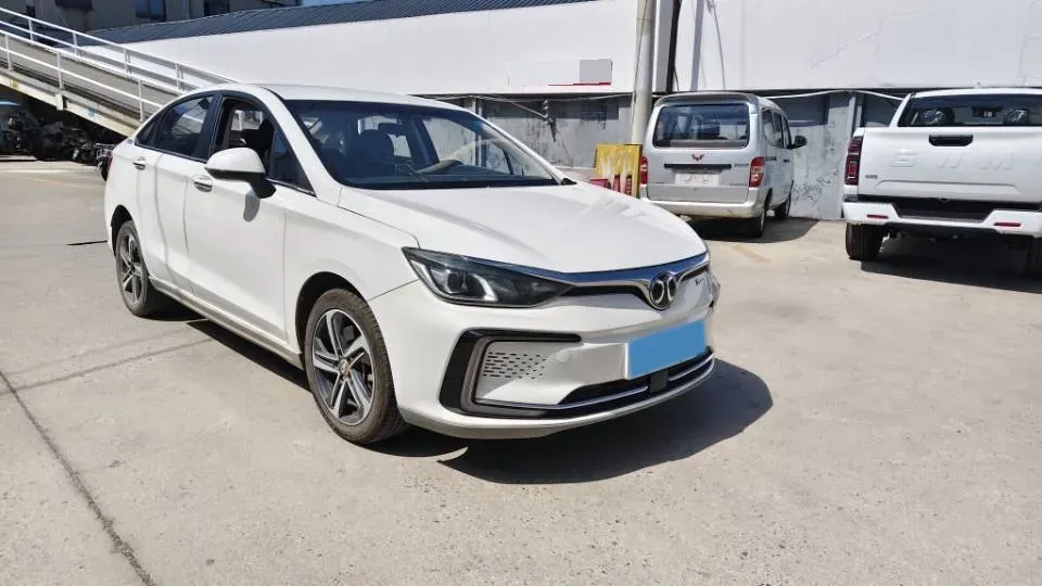 2018 BeiJing Auto EU5 BEV 53.66KWH,autocango,china used car exporter,china ev exporter,chinese used car exporter,chinese used ev exporter