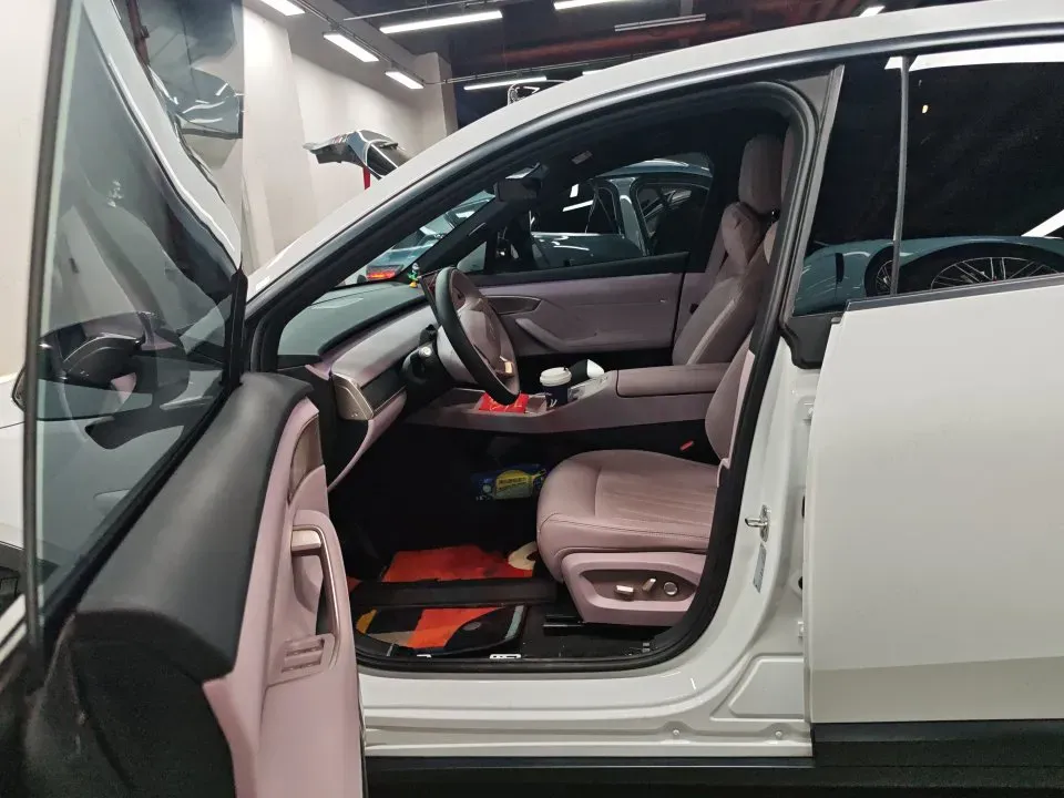 2024 ONVO L60 BEV 60KWH,autocango,china used car exporter,china ev exporter,chinese used car exporter,chinese used ev exporter