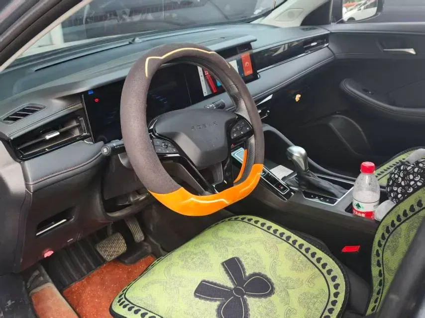 2024 Roewe i5 1.5L 129HP L4 CVT,autocango,china used car exporter,china ev exporter,chinese used car exporter,chinese used ev exporter