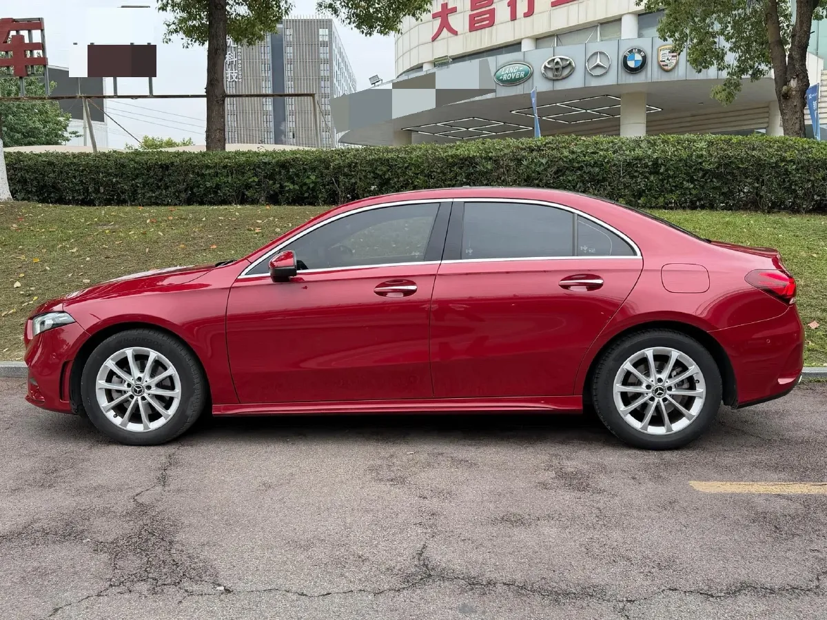 2021 Mercedes-Benz A Class 1.3T 163HP L4 7DCT,autocango,china used car exporter,china ev exporter,chinese used car exporter,chinese used ev exporter