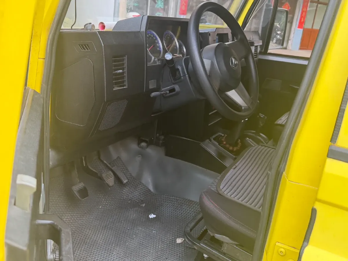 2016 BAW Battle Flag 2.0L 102HP L4 5MT,autocango,china used car exporter,china ev exporter,chinese used car exporter,chinese used ev exporter