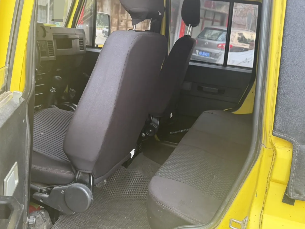 2016 BAW Battle Flag 2.0L 102HP L4 5MT,autocango,china used car exporter,china ev exporter,chinese used car exporter,chinese used ev exporter