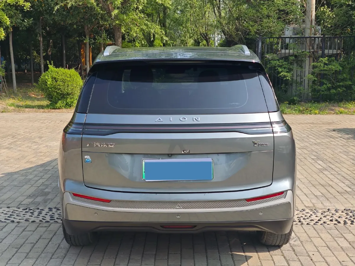 2023 GAC Trumpchi GS4 1.5T 177HP L4 6AT,autocango,china used car exporter,china ev exporter,chinese used car exporter,chinese used ev exporter