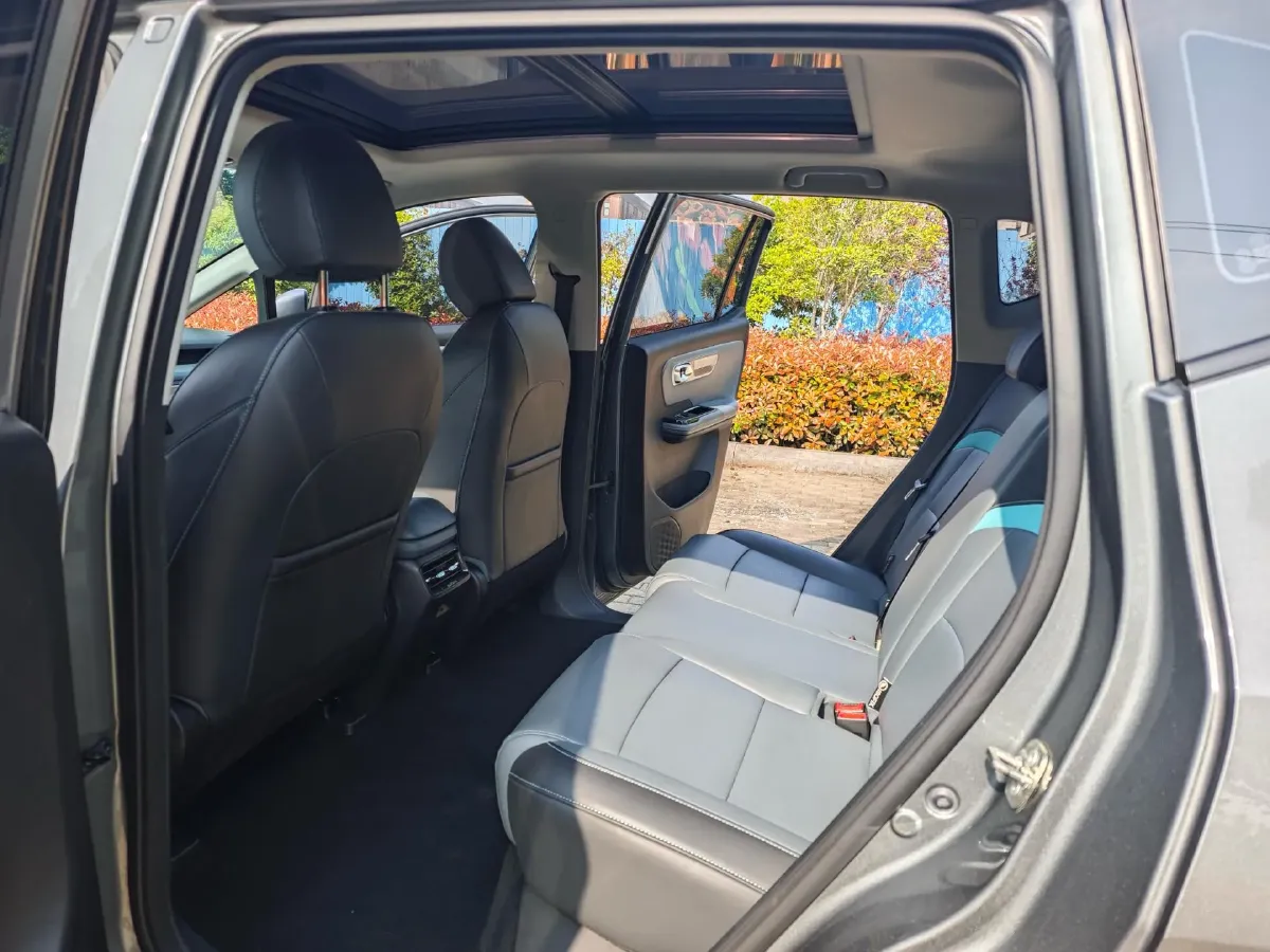 2023 GAC Trumpchi GS4 1.5T 177HP L4 6AT,autocango,china used car exporter,china ev exporter,chinese used car exporter,chinese used ev exporter