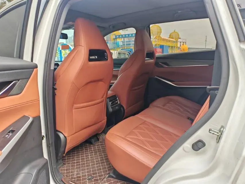 2023 ChangAn CS75 Plus 1.5T 188HP L4 8AT,autocango,china used car exporter,china ev exporter,chinese used car exporter,chinese used ev exporter