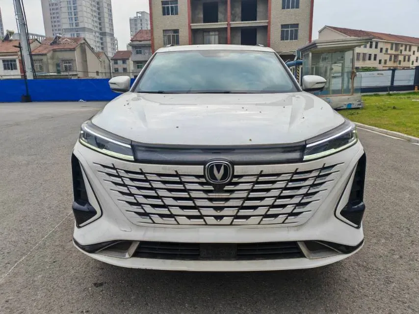 2023 ChangAn CS75 Plus 1.5T 188HP L4 8AT,autocango,china used car exporter,china ev exporter,chinese used car exporter,chinese used ev exporter
