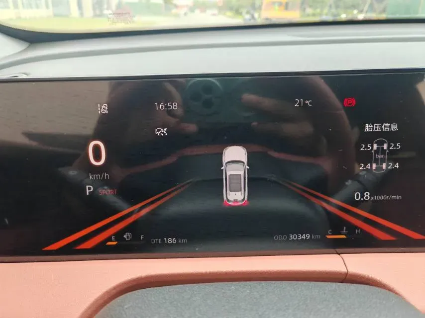 2023 ChangAn CS75 Plus 1.5T 188HP L4 8AT,autocango,china used car exporter,china ev exporter,chinese used car exporter,chinese used ev exporter