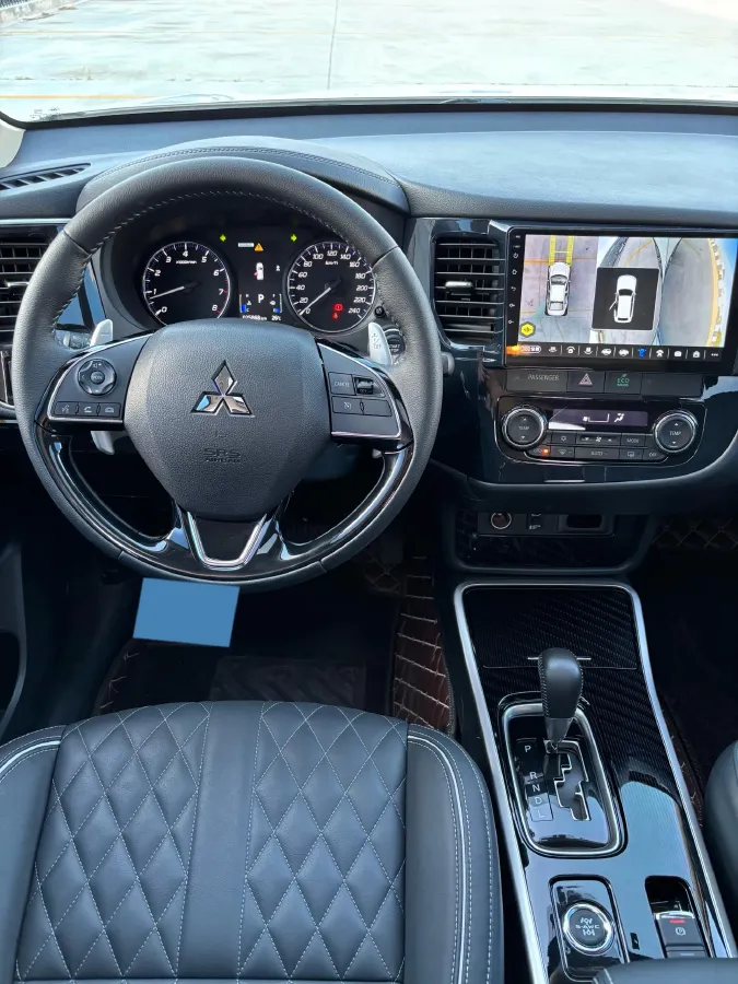 2021 Mitsubishi Outlander 2.4L 192HP L4 CVT,autocango,china used car exporter,china ev exporter,chinese used car exporter,chinese used ev exporter