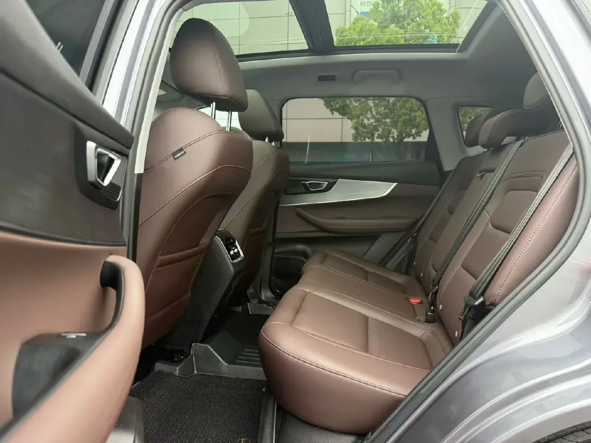 2025 Chery Tiggo 7 1.5T 156HP L4 CVT,autocango,china used car exporter,china ev exporter,chinese used car exporter,chinese used ev exporter