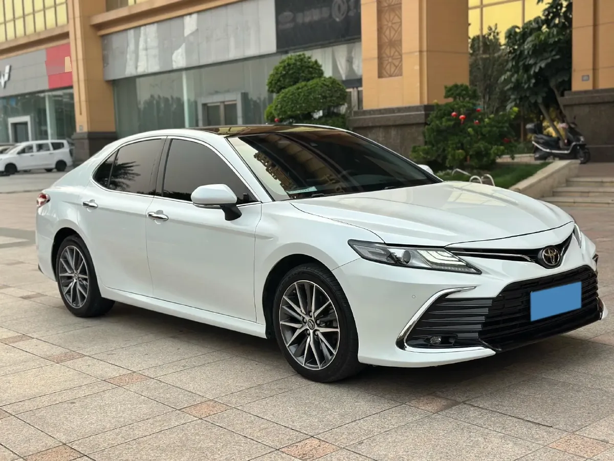 2021 Toyota Camry 2.5L 209HP L4 8AT,autocango,china used car exporter,china ev exporter,chinese used car exporter,chinese used ev exporter