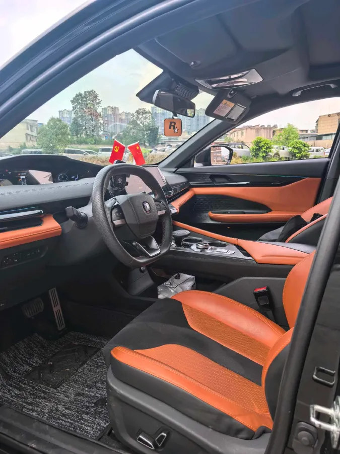 2023 ChangAn UNI-V 1.5T 188HP L4 7DCT,autocango,china used car exporter,china ev exporter,chinese used car exporter,chinese used ev exporter