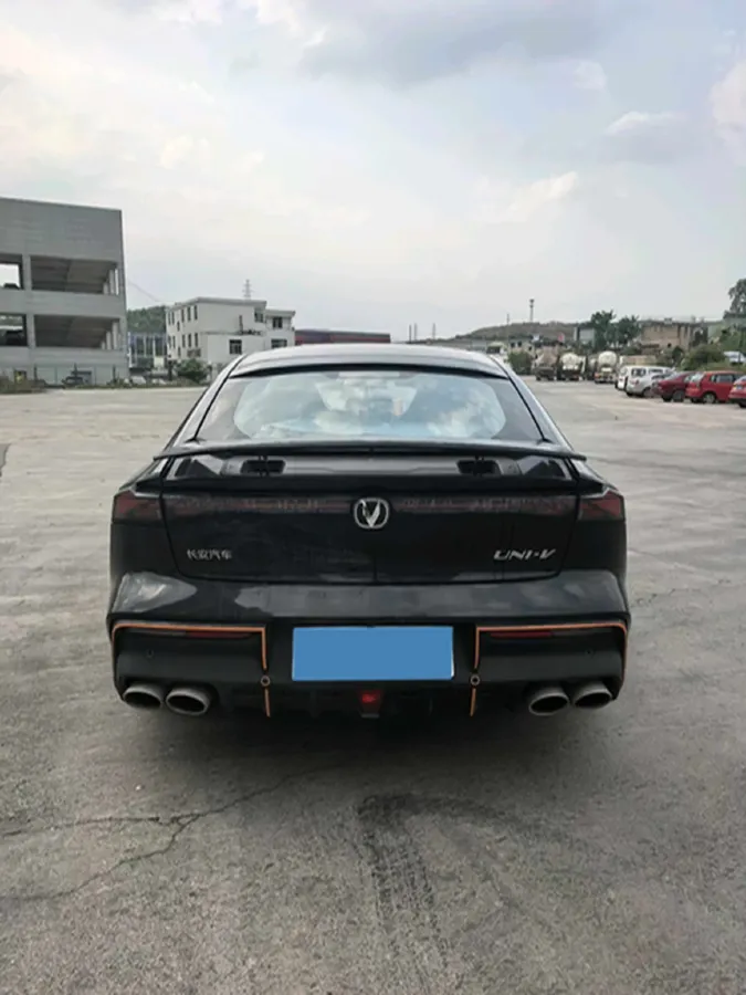 2023 ChangAn UNI-V 1.5T 188HP L4 7DCT,autocango,china used car exporter,china ev exporter,chinese used car exporter,chinese used ev exporter
