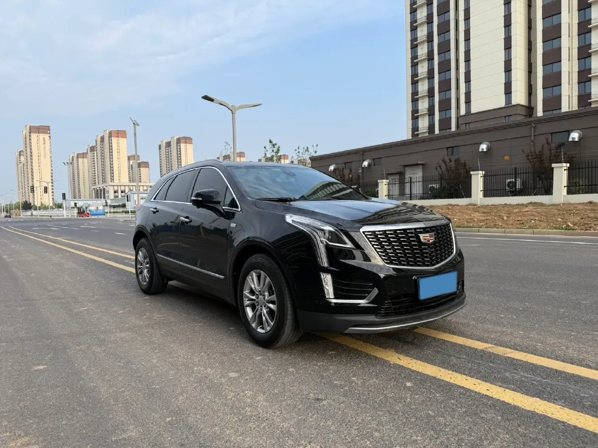 2022 Cadillac XT5 2.0T 237HP L4 9AT,autocango,china used car exporter,china ev exporter,chinese used car exporter,chinese used ev exporter