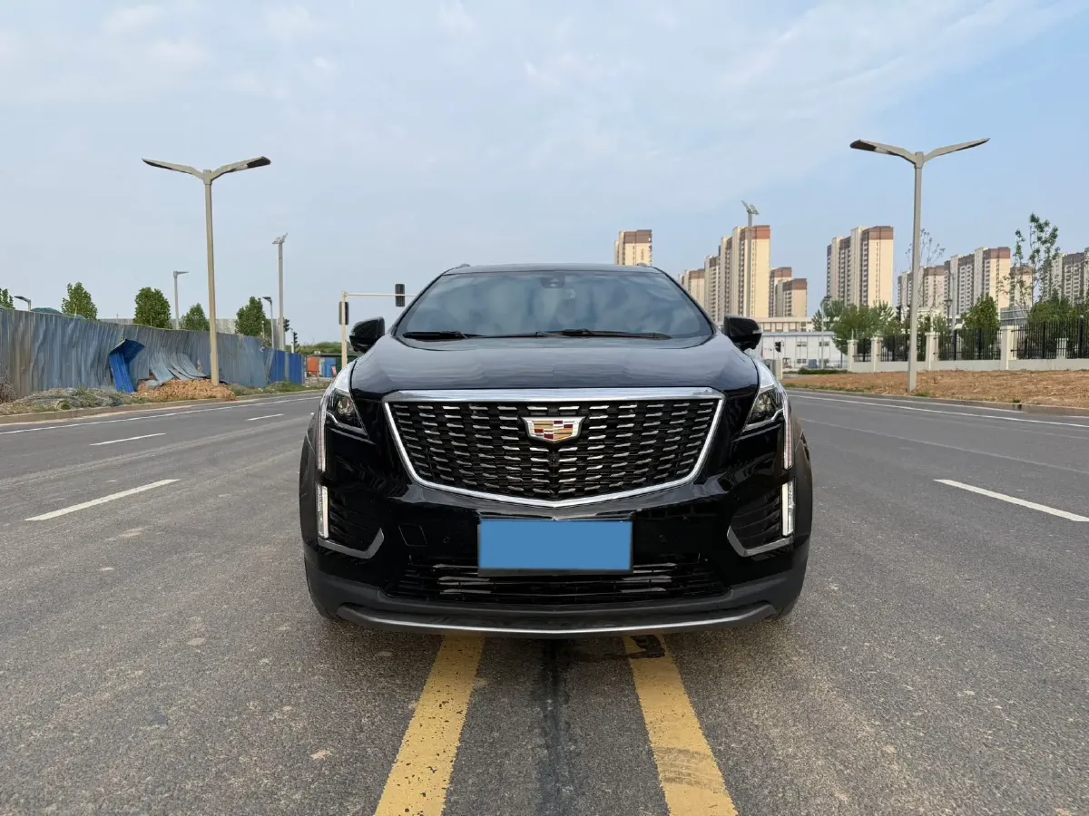 2022 Cadillac XT5 2.0T 237HP L4 9AT,autocango,china used car exporter,china ev exporter,chinese used car exporter,chinese used ev exporter