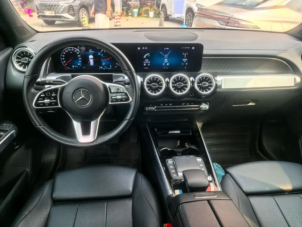 2021 Mercedes-Benz GLB Class 1.3T 163HP L4 7DCT,autocango,china used car exporter,china ev exporter,chinese used car exporter,chinese used ev exporter