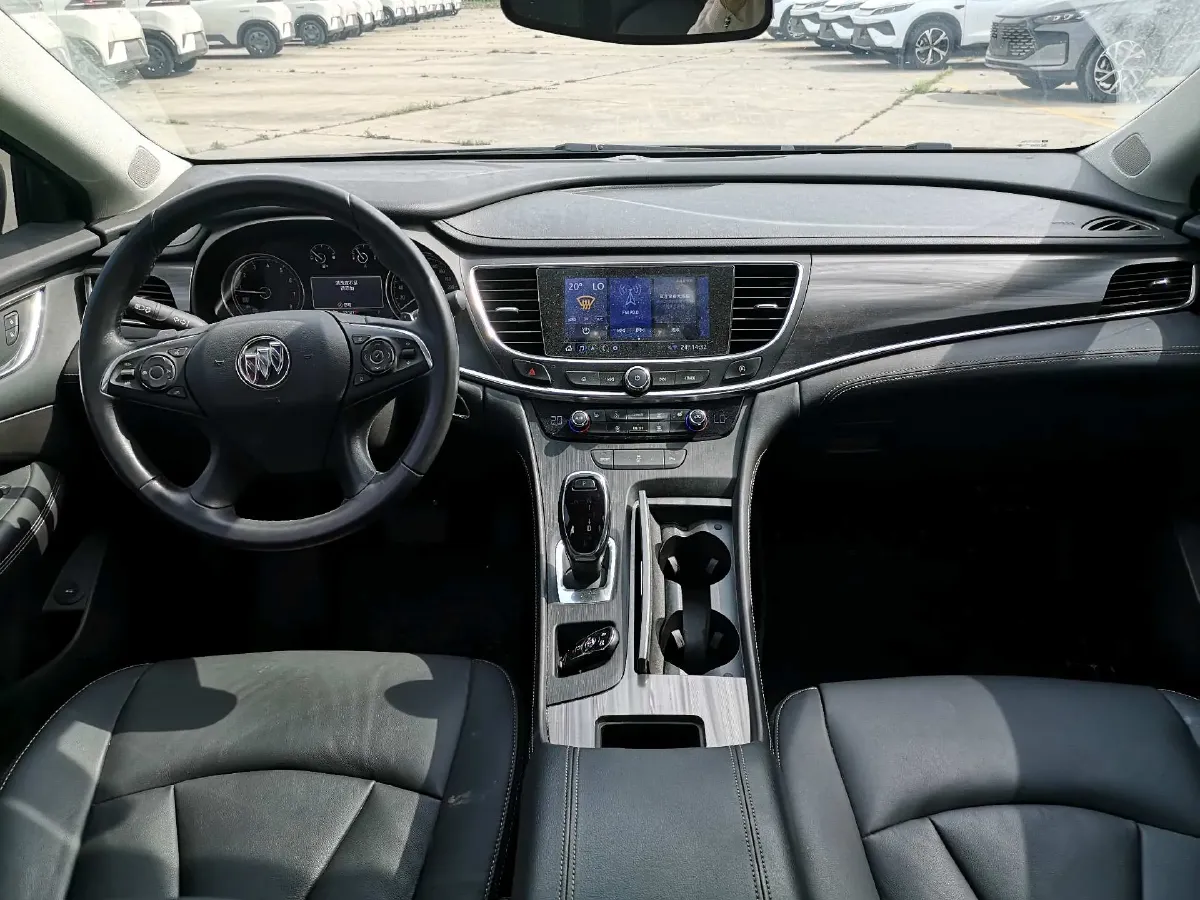 2022 Buick Larcosse 2.0T 237HP L4 9AT,autocango,china used car exporter,china ev exporter,chinese used car exporter,chinese used ev exporter