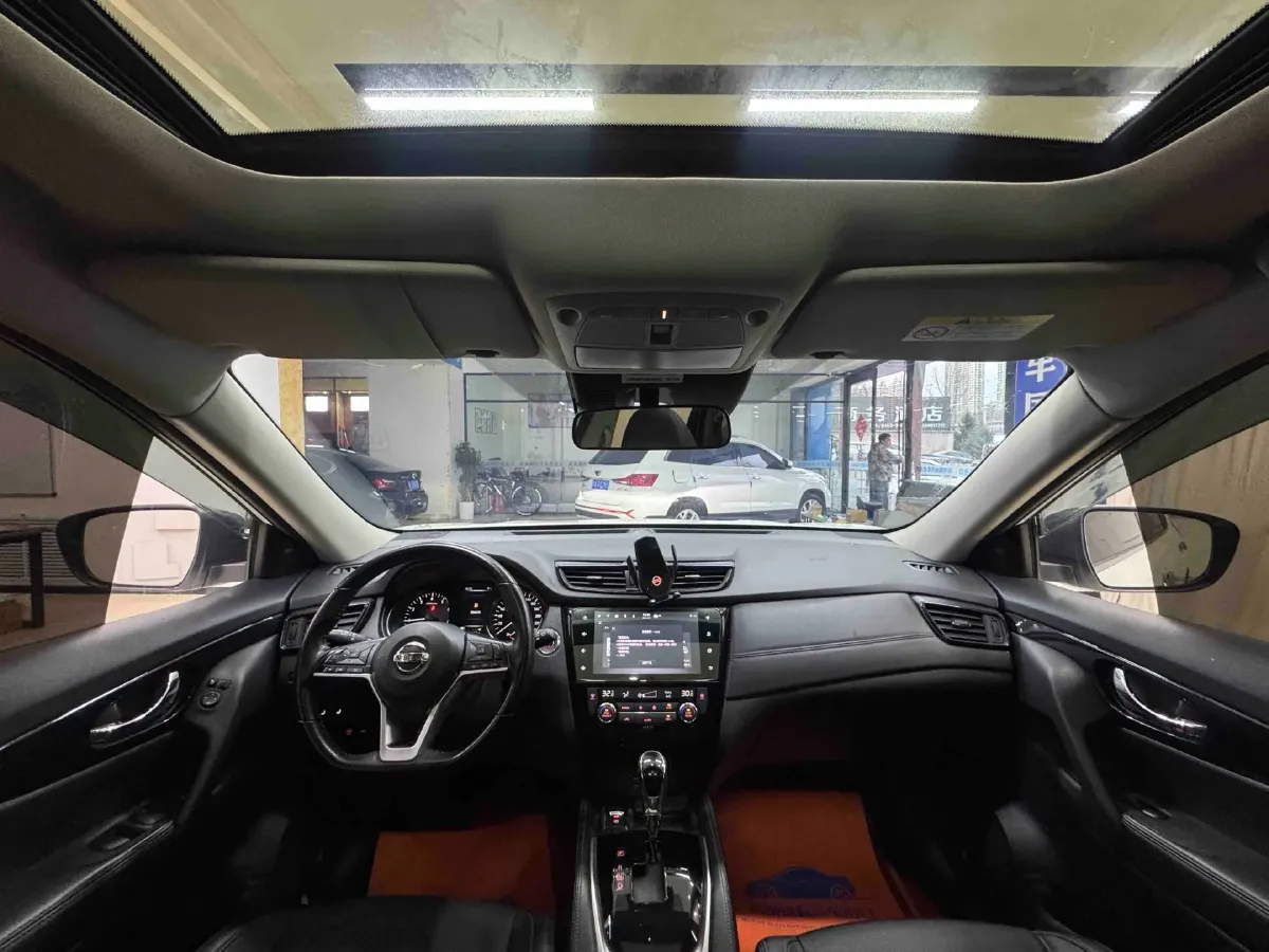 2022 Nissan X-Trail 2.0L 151HP L4 CVT,autocango,china used car exporter,china ev exporter,chinese used car exporter,chinese used ev exporter