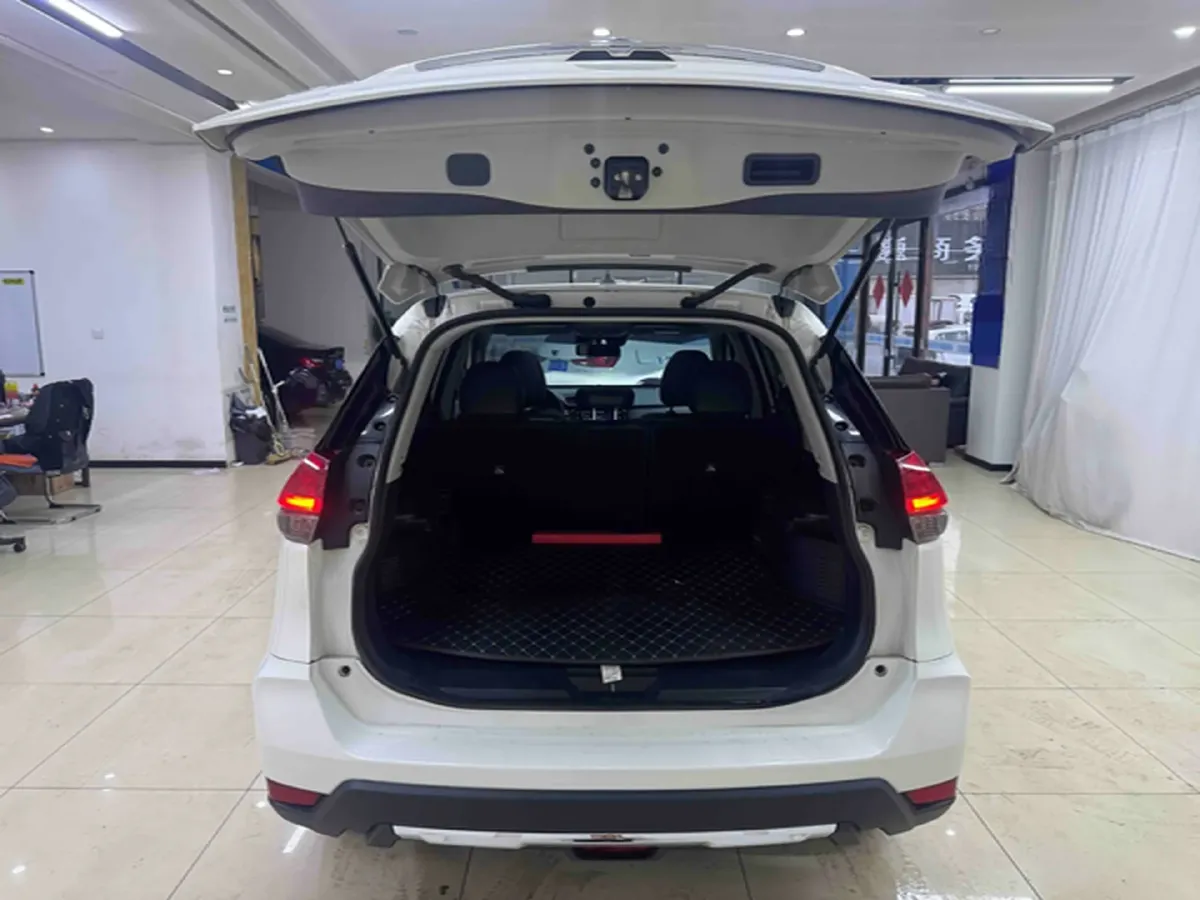 2022 Nissan X-Trail 2.0L 151HP L4 CVT,autocango,china used car exporter,china ev exporter,chinese used car exporter,chinese used ev exporter