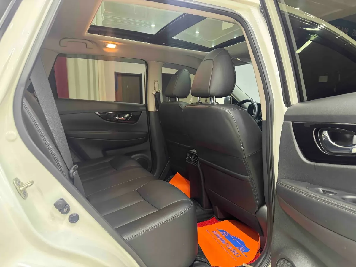 2022 Nissan X-Trail 2.0L 151HP L4 CVT,autocango,china used car exporter,china ev exporter,chinese used car exporter,chinese used ev exporter