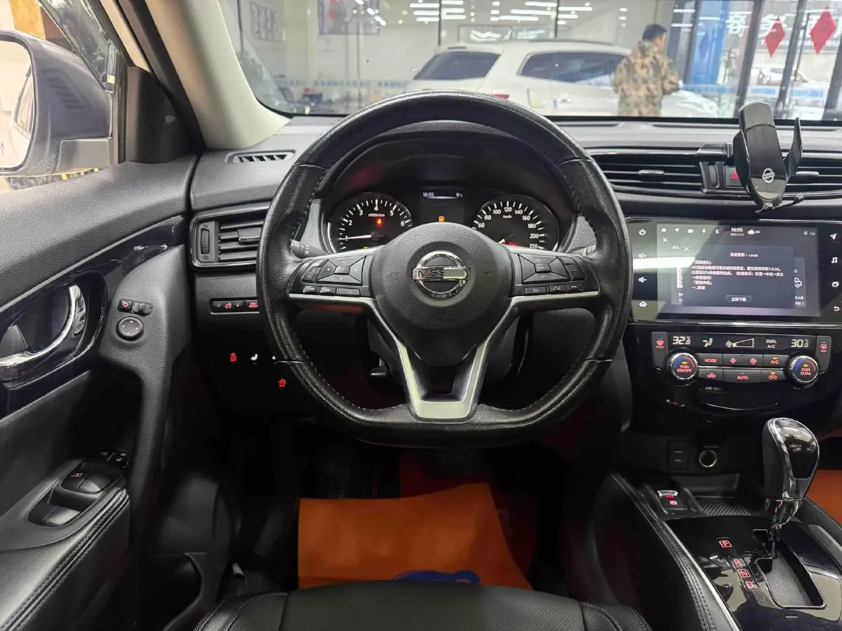 2022 Nissan X-Trail 2.0L 151HP L4 CVT,autocango,china used car exporter,china ev exporter,chinese used car exporter,chinese used ev exporter