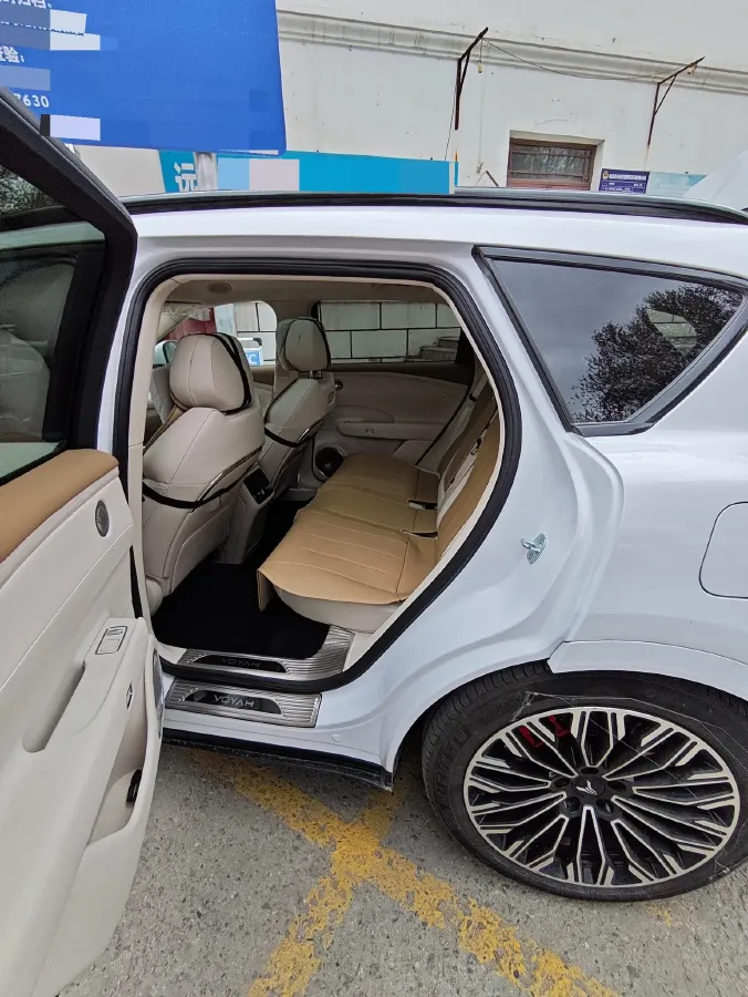 2025 Voyah FREE REEV 129HP REEV,autocango,china used car exporter,china ev exporter,chinese used car exporter,chinese used ev exporter