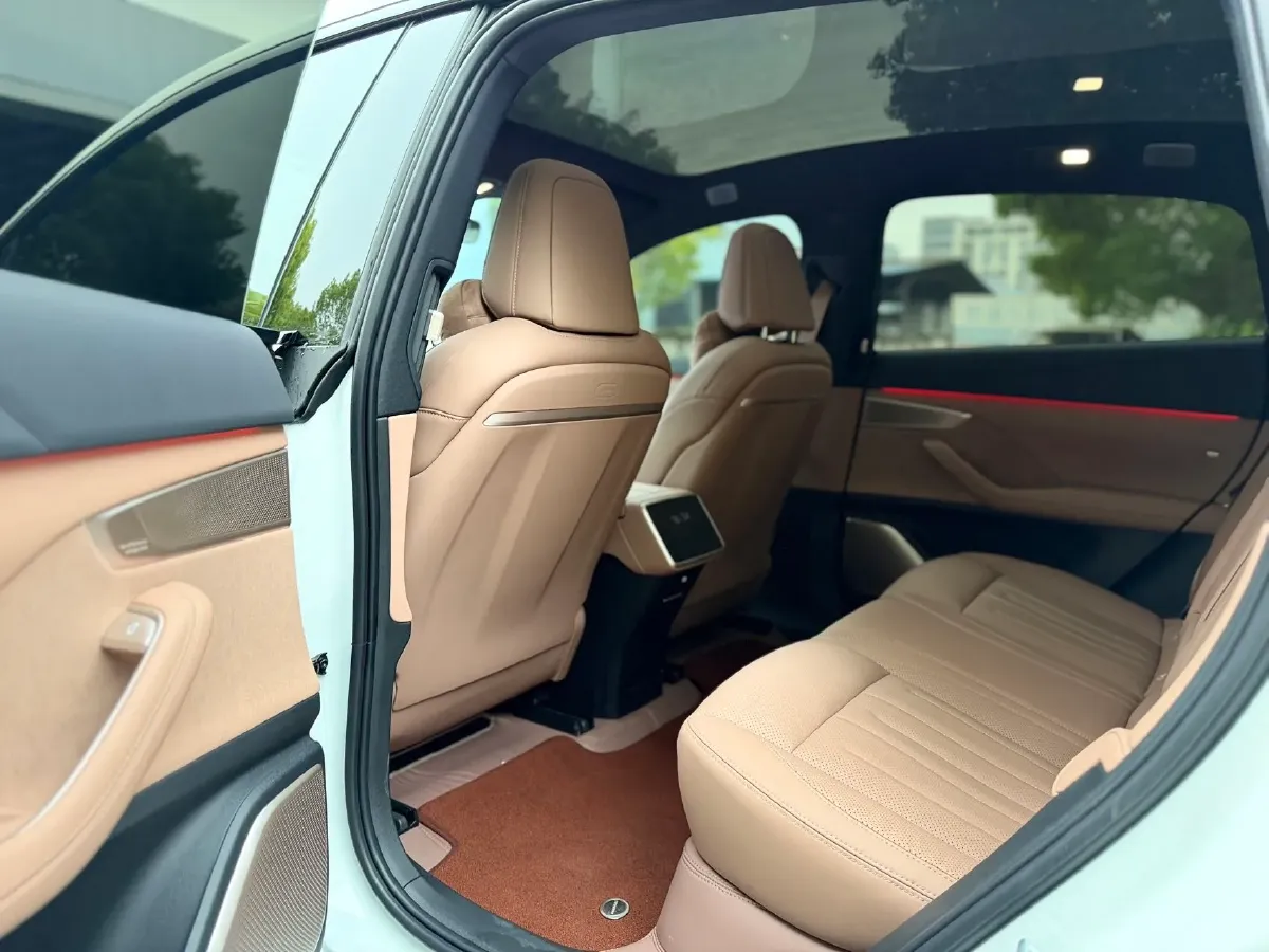 2025 ONVO L60 BEV,autocango,china used car exporter,china ev exporter,chinese used car exporter,chinese used ev exporter