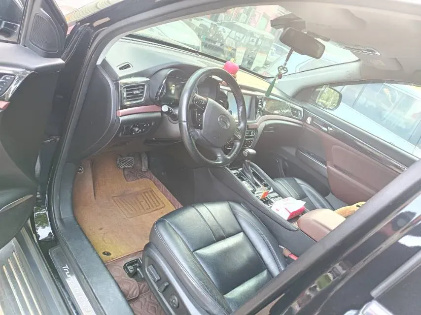 2017 GAC Trumpchi GS8 2.0T 201HP L4 6AT,autocango,china used car exporter,china ev exporter,chinese used car exporter,chinese used ev exporter