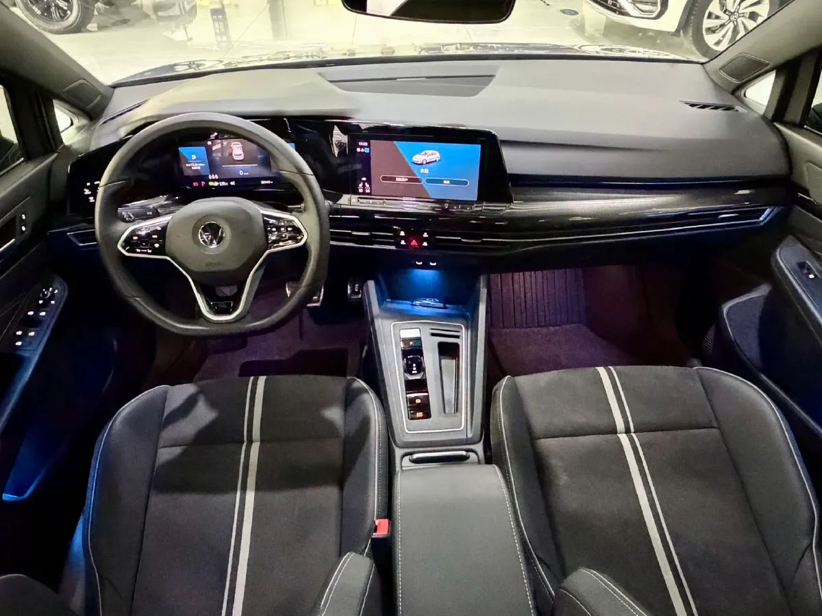 2023 Volkswagen Golf 1.4T 150HP L4 7DCT,autocango,china used car exporter,china ev exporter,chinese used car exporter,chinese used ev exporter