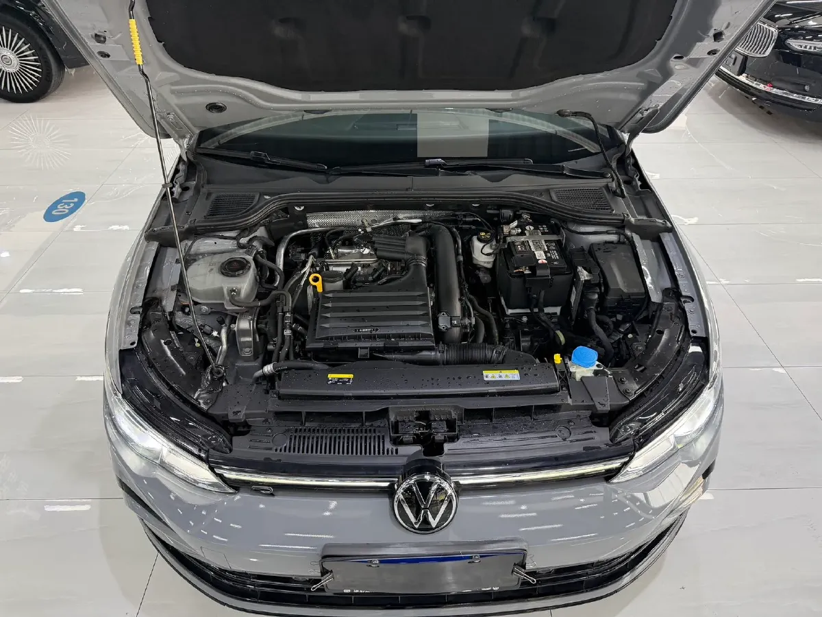 2023 Volkswagen Golf 1.4T 150HP L4 7DCT,autocango,china used car exporter,china ev exporter,chinese used car exporter,chinese used ev exporter