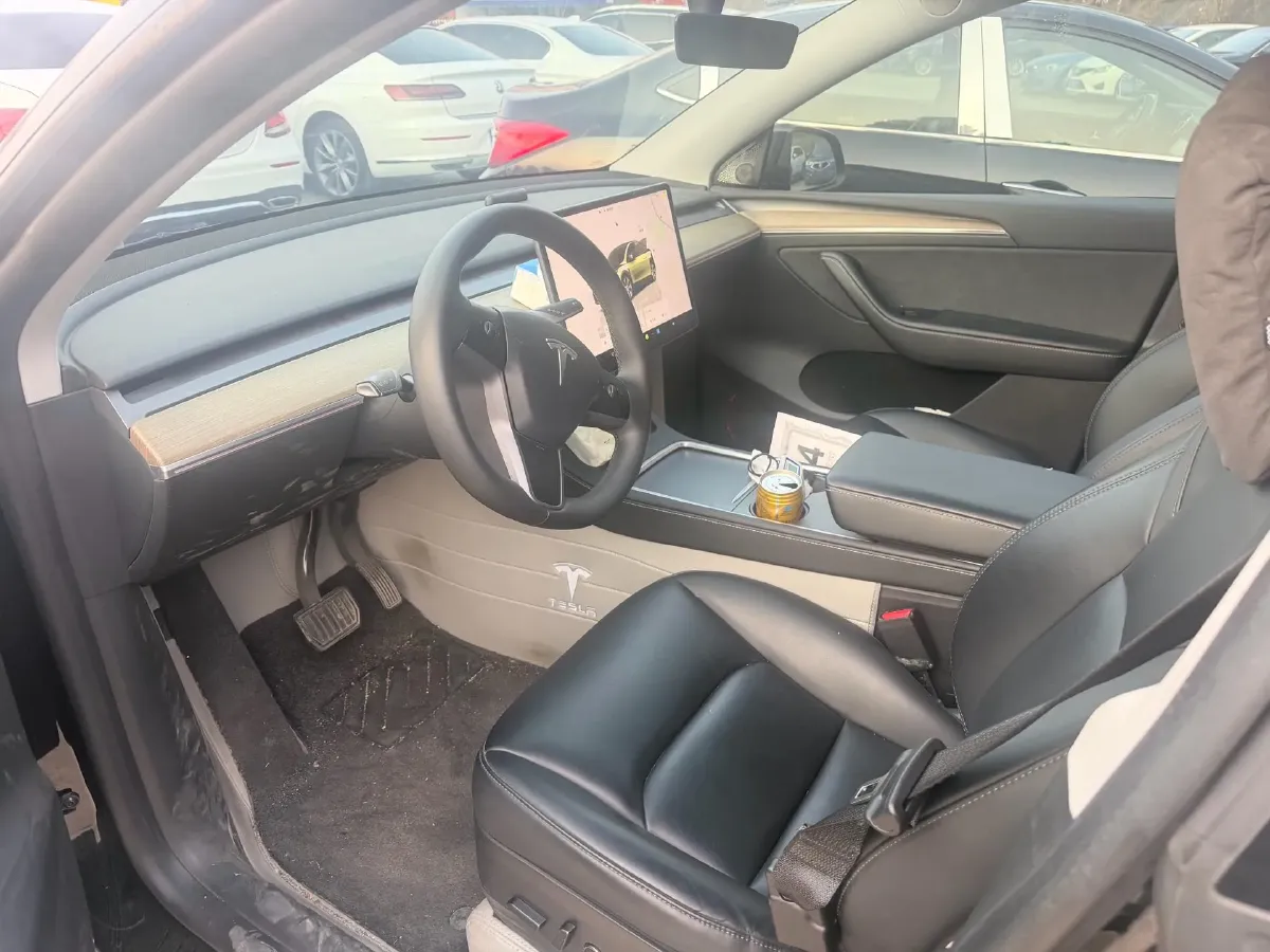 2022 Tesla Model Y BEV 60KWH,autocango,china used car exporter,china ev exporter,chinese used car exporter,chinese used ev exporter