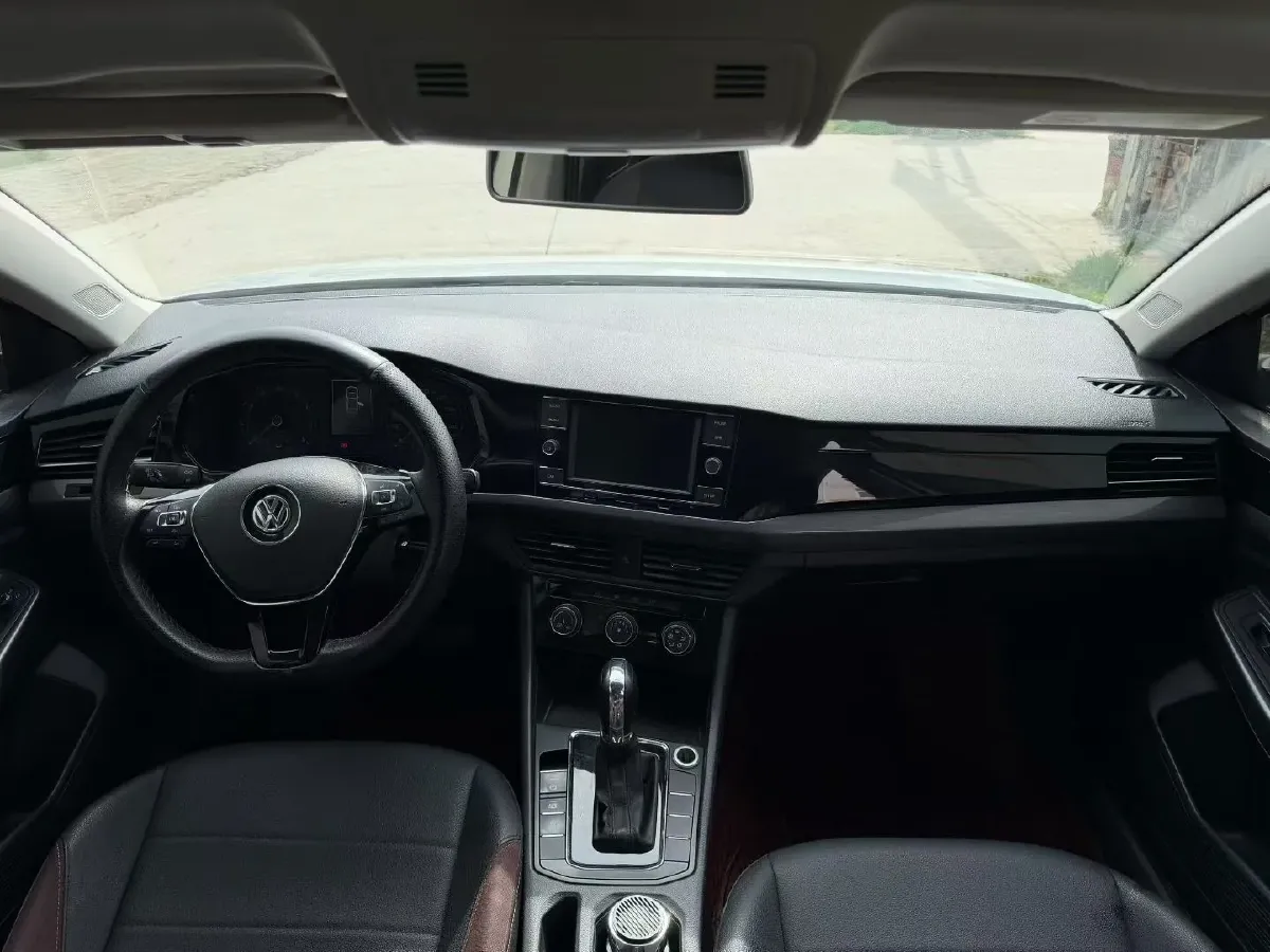 2020 Volkswagen Bora 1.5L 113HP L4 6AT,autocango,china used car exporter,china ev exporter,chinese used car exporter,chinese used ev exporter