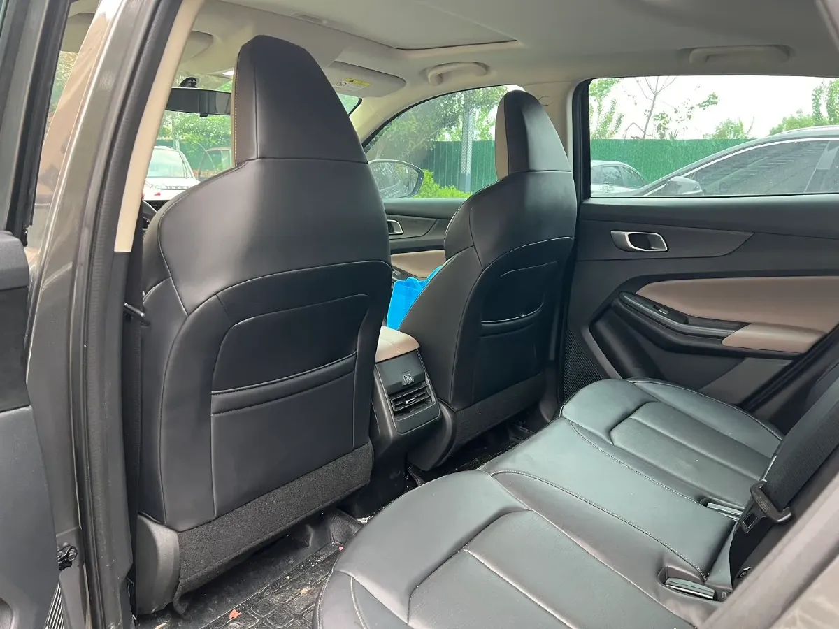 2023 ChangAn CS55 Plus 1.5T 188HP L4 7DCT,autocango,china used car exporter,china ev exporter,chinese used car exporter,chinese used ev exporter