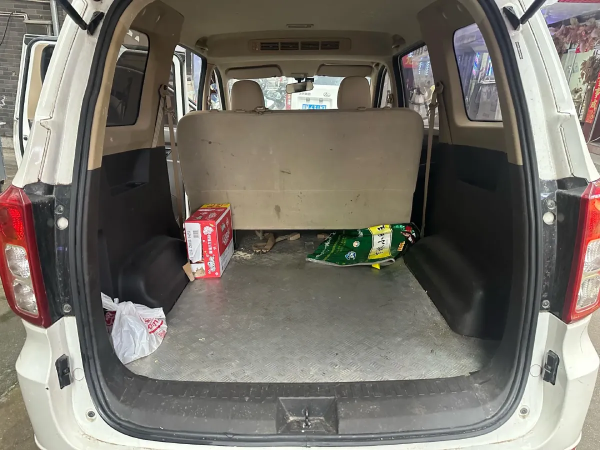 2021 WuLing RongGuang New Truck 1.5L 99HP L4 5MT,autocango,china used car exporter,china ev exporter,chinese used car exporter,chinese used ev exporter