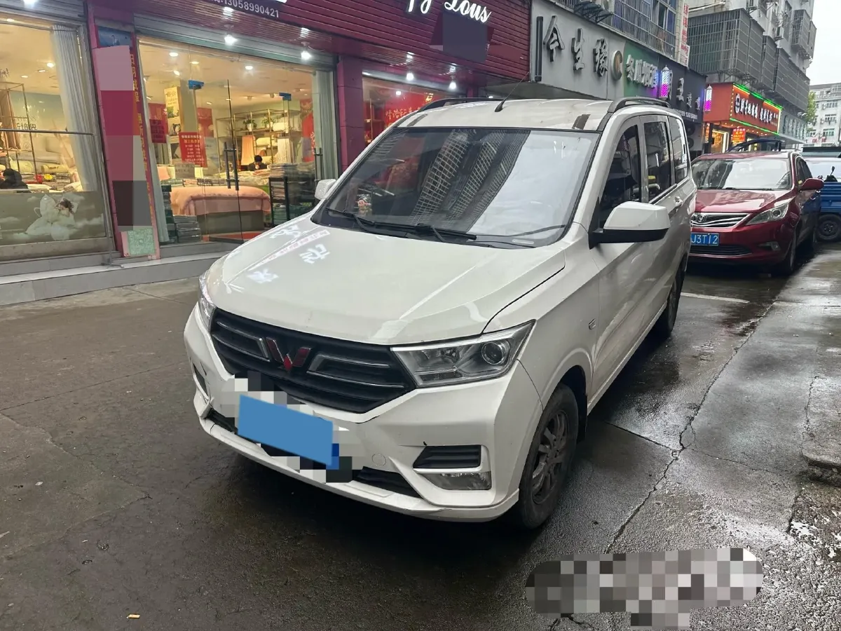 2021 WuLing RongGuang New Truck 1.5L 99HP L4 5MT,autocango,china used car exporter,china ev exporter,chinese used car exporter,chinese used ev exporter