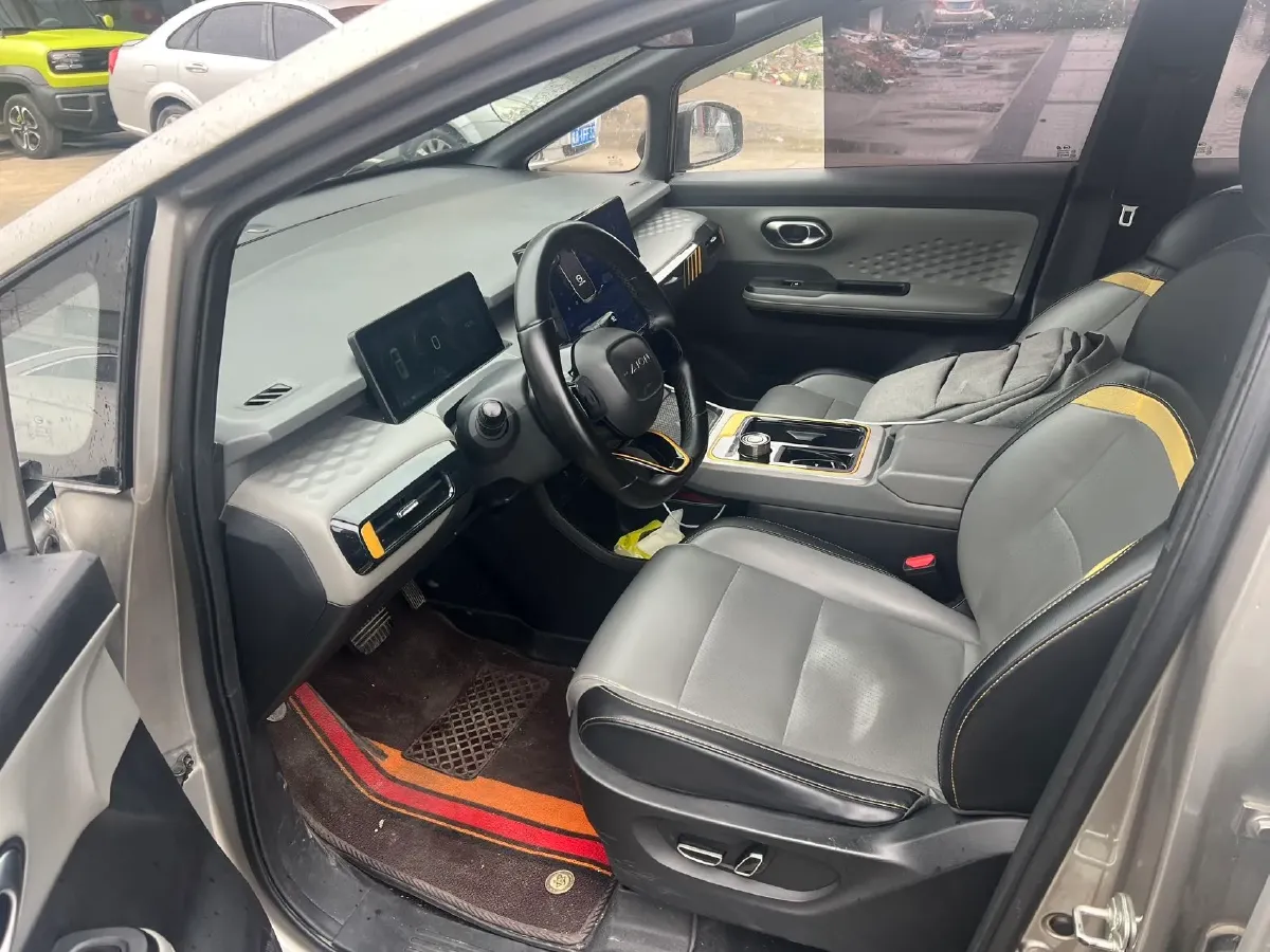 2022 Geely Okavango 1.8T 184HP L4 7DCT,autocango,china used car exporter,china ev exporter,chinese used car exporter,chinese used ev exporter