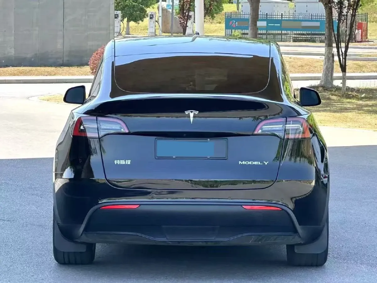 2022 Tesla Model Y BEV 60KWH,autocango,china used car exporter,china ev exporter,chinese used car exporter,chinese used ev exporter