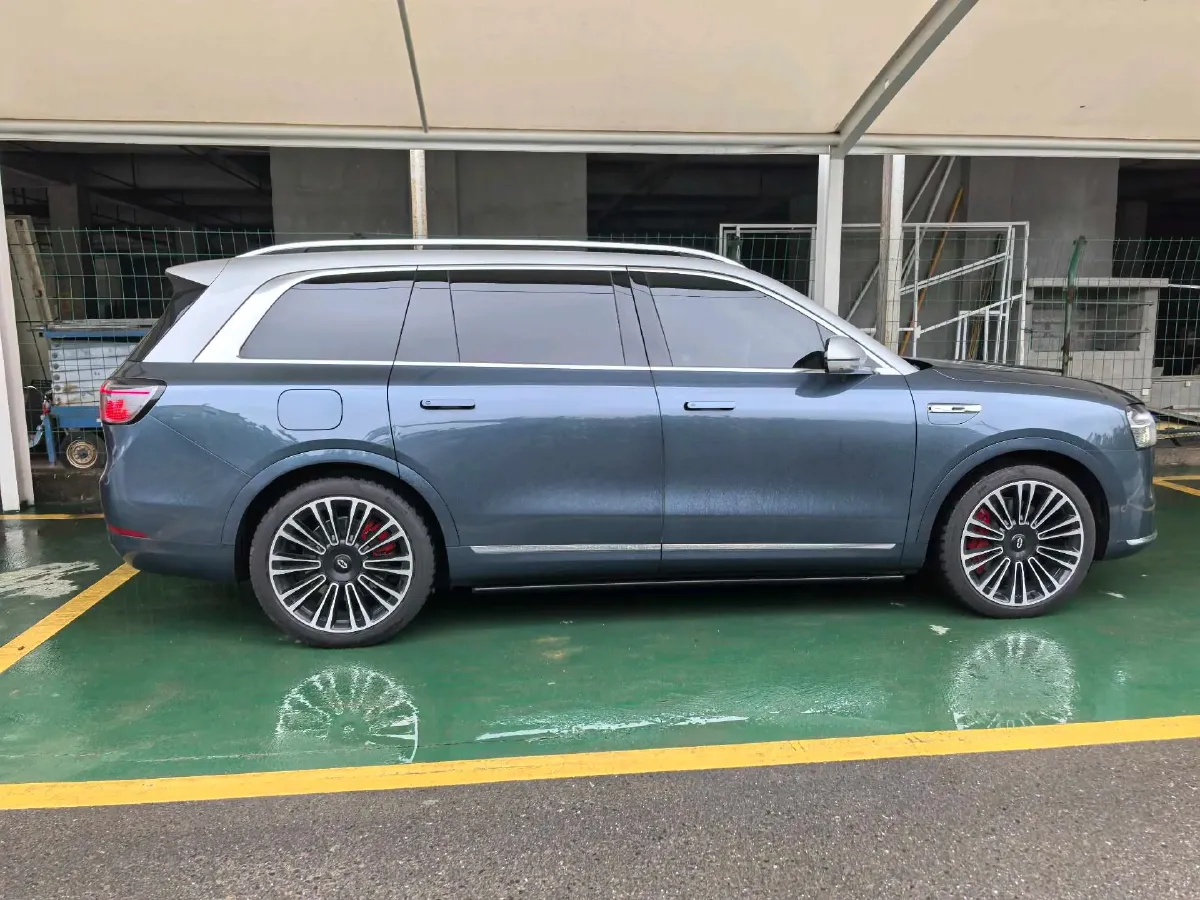 2024 AITO AITO M9 1.5T 152HP L4 REEV 42KWH,autocango,china used car exporter,china ev exporter,chinese used car exporter,chinese used ev exporter