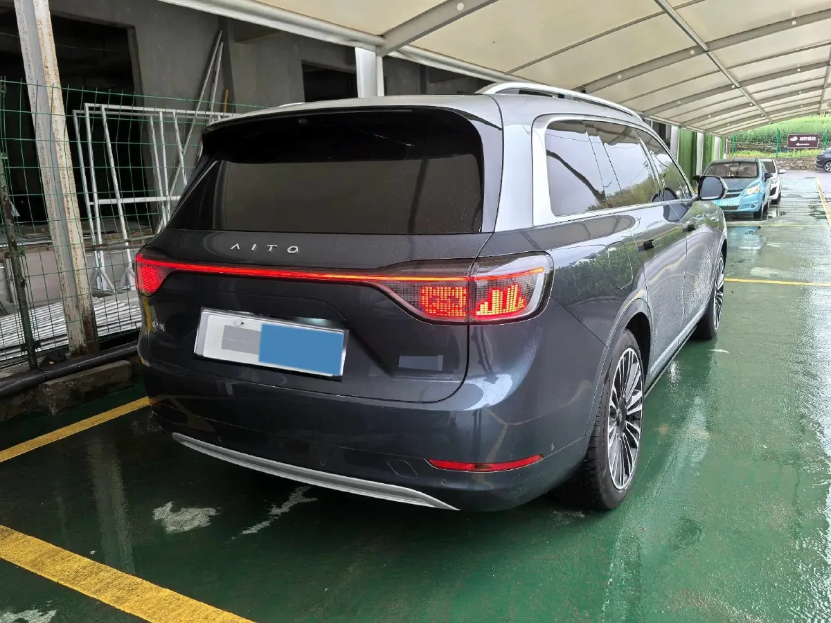 2024 AITO AITO M9 1.5T 152HP L4 REEV 42KWH,autocango,china used car exporter,china ev exporter,chinese used car exporter,chinese used ev exporter