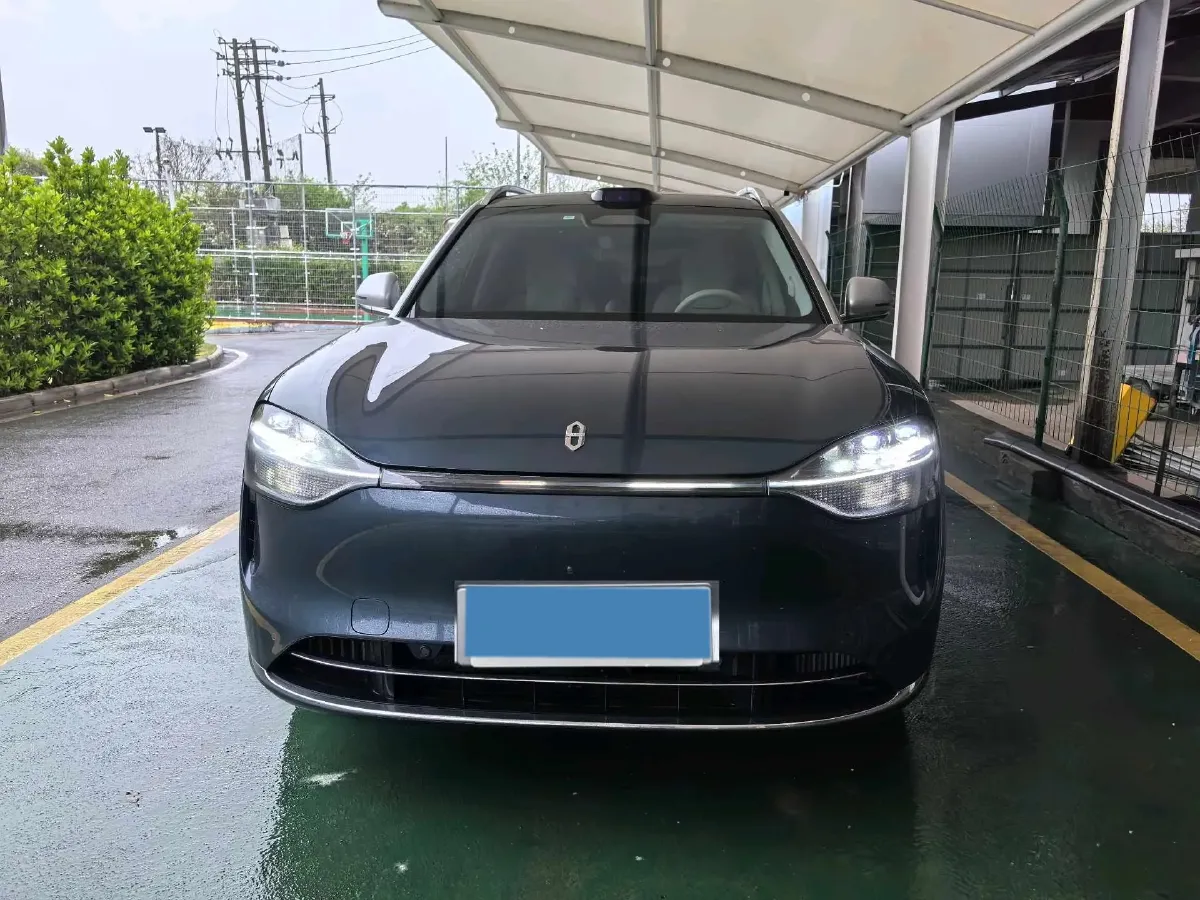 2024 AITO AITO M9 1.5T 152HP L4 REEV 42KWH,autocango,china used car exporter,china ev exporter,chinese used car exporter,chinese used ev exporter