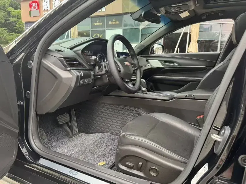 2022 Cadillac CT4 2.0T 237HP L4 8AT,autocango,china used car exporter,china ev exporter,chinese used car exporter,chinese used ev exporter